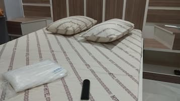 Kamar Double Standar, 1 Tempat Tidur Double, kamar mandi pribadi | Setrika/meja setrika dan Wi-Fi gratis