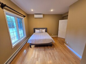 4 chambres, fer et planche à repasser, Wi-Fi, draps fournis