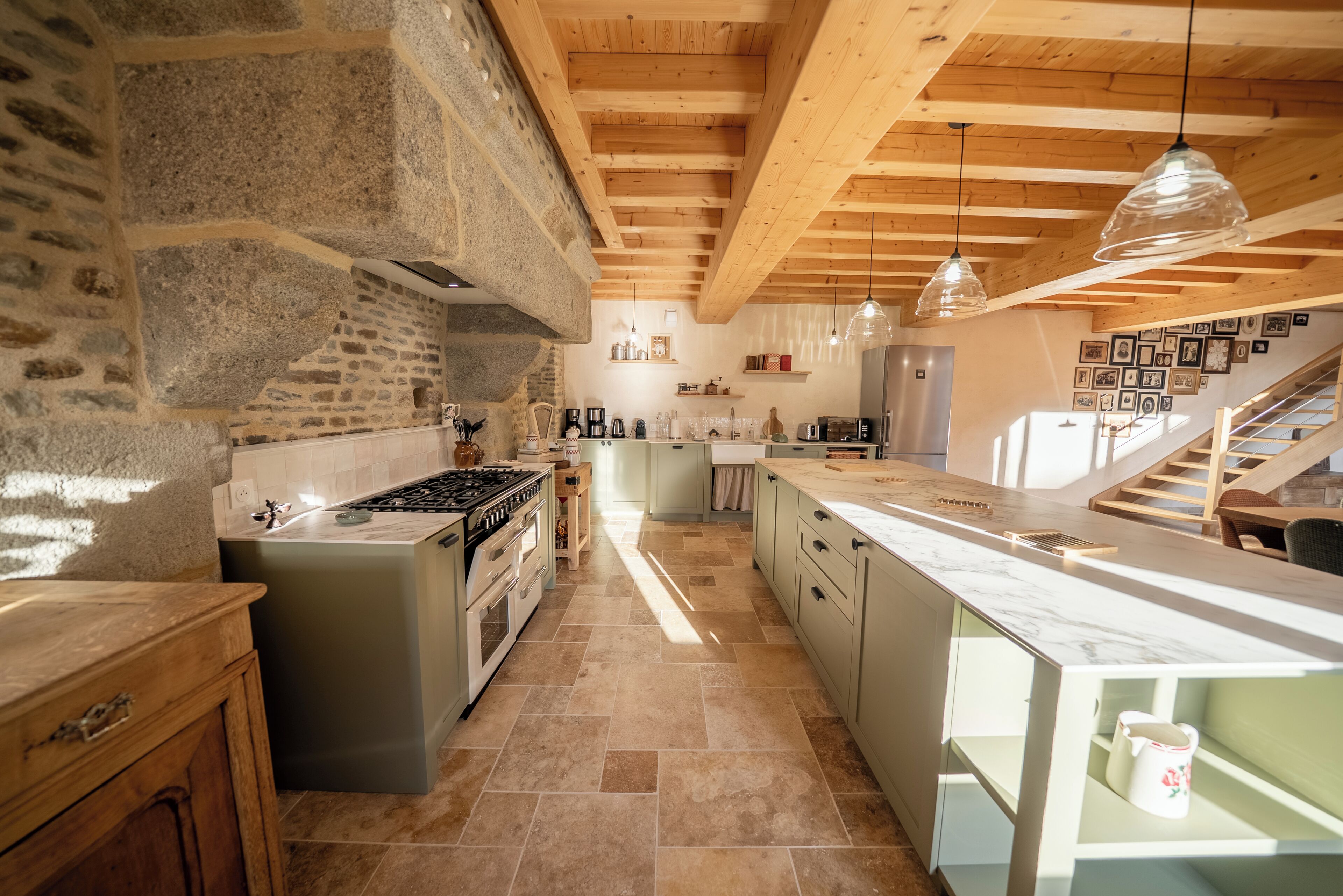 Mikrowelle, Ofen, Herdplatte, Geschirrspüler