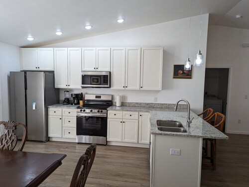 [4B/2B]: Brand new house for travelers [2715]