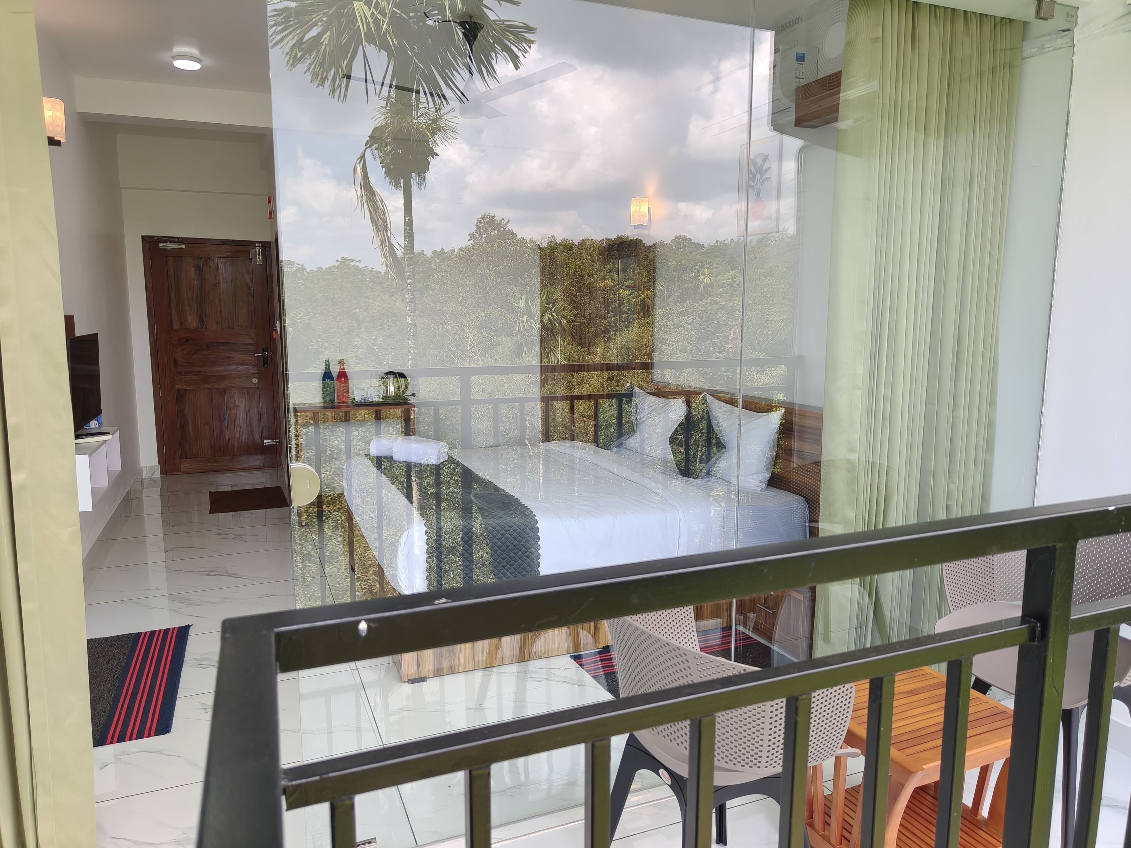 Desk, iron/ironing board, free WiFi