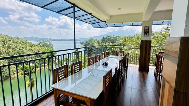 Quang cảnh resort