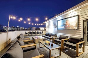 Property grounds - Luxury Gulch Condo w/ Private Rooftop Deck (Nashville)