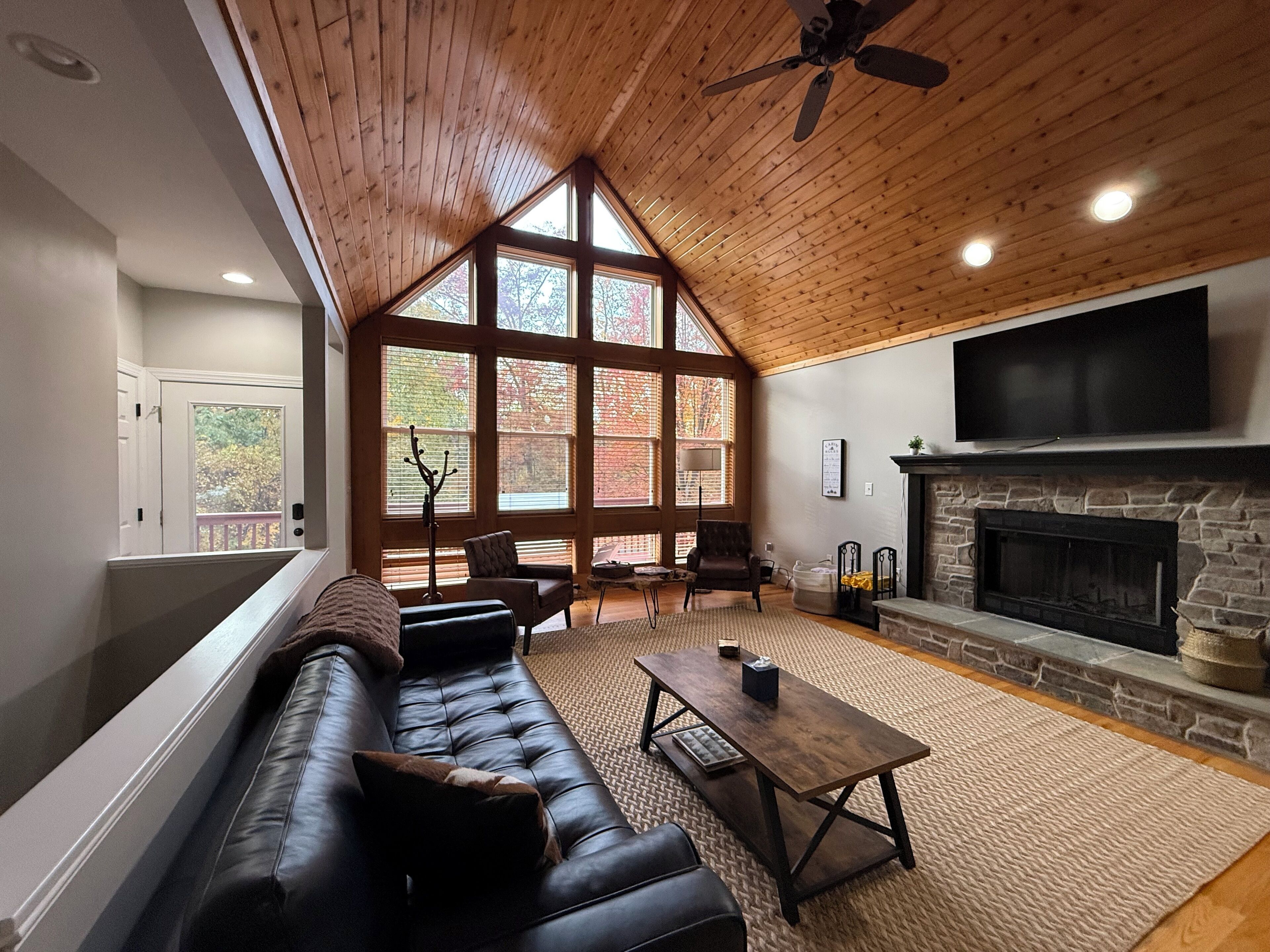 Smart TV, fireplace, foosball, books