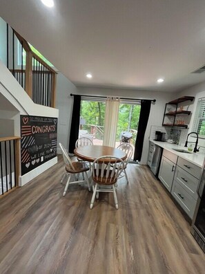 تناول الطعام