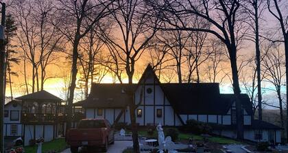 MULTIPLE Cottage stay on Saluda River Farms for up to 20+