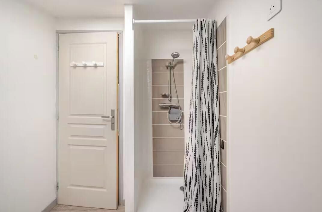 Hair dryer, towels, toilet paper