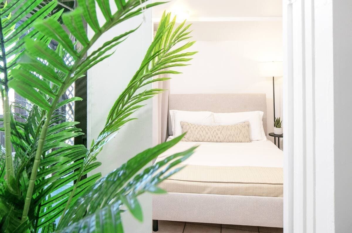 2 dormitorios, tabla de planchar con plancha, wifi y ropa de cama