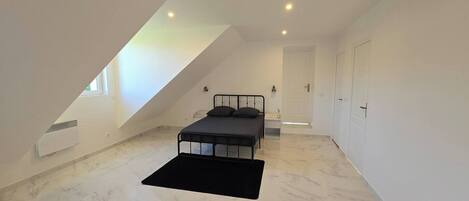 2 間睡房、Wi-Fi、床單