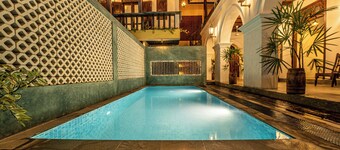 Beautiful villa with pool in charming Galle