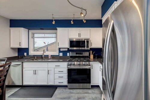 Downtown Anchorage Gem | 3 Bedroom + Hot Tub