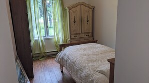 8 sovrum, strykjärn/strykbräda, internet och sängkläder