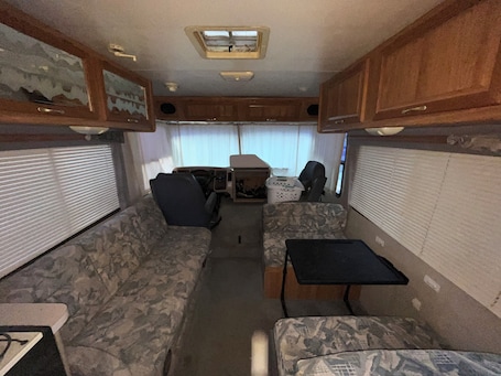 Interior. Adorable RV with AC in Alamo for a cozy getaway