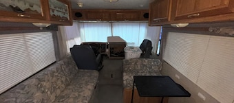 Adorable RV with AC in Alamo for a cozy getaway