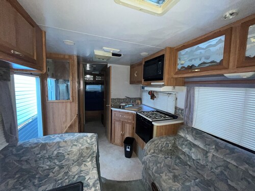 Adorable RV with AC in Alamo for a cozy getaway