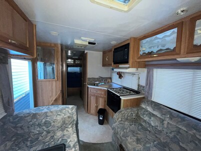 Adorable RV with AC in Alamo for a cozy getaway