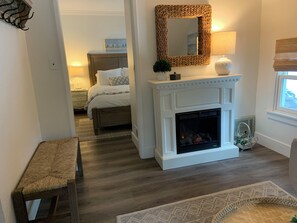 3 habitaciones, tabla de planchar con plancha, wifi y ropa de cama 