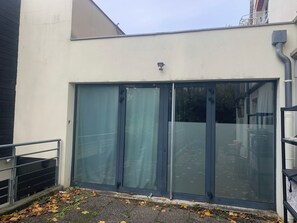 تفاصيل الفندق من الخارج