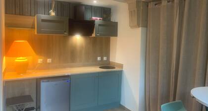 Very quiet F1 with sleeping alcove