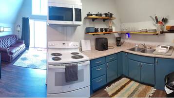 Microwave, oven, stovetop, paper towels