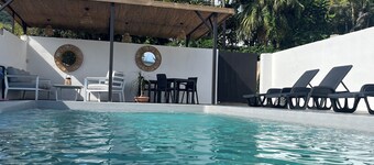 Location vacances Manapany-les-Bains avec piscine dans le Sud de la Réunion