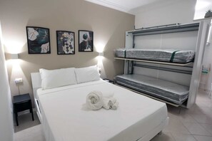 1 bedroom, WiFi, bed sheets