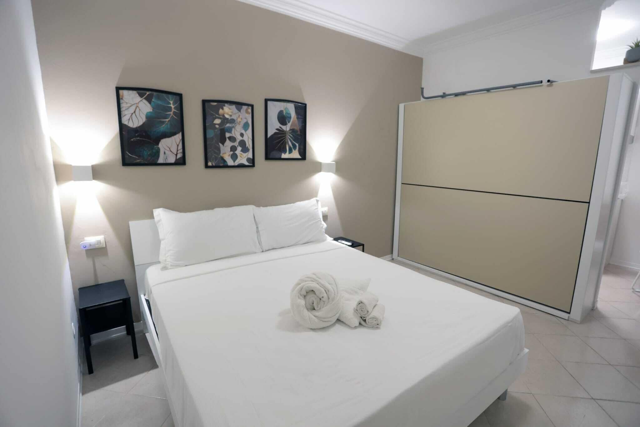 1 bedroom, WiFi, bed sheets