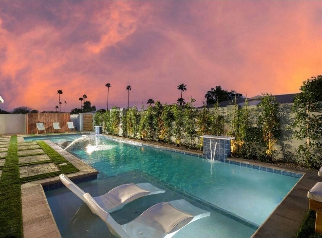 حمّام سباحة خارجي، حمّام سباحة مُدفَّأ