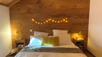 6 sovrum, strykjÀrn/strykbrÀda, wi-fi och sÀngklÀder