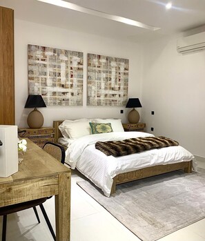 2 bedrooms, iron/ironing board, Internet, bed sheets - 2-bedroom apartment in serene Lekki with pool (Lekki)