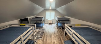 Heart of Door County Home-Sleeps 16+ w/Hot Tub