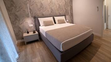 1 bedroom, iron/ironing board, travel crib, free WiFi