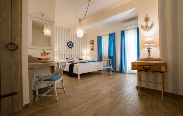 In-room safe, soundproofing, free WiFi - B&B Quattro Torri (Santa Teresa di Riva)