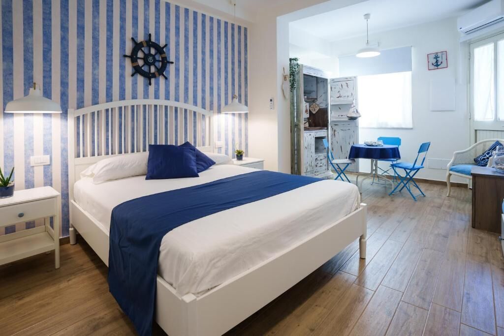 Safe på rommet, lydisolert og wi-fi (inkludert)