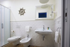 Doppia Superior, balcone | Bagno