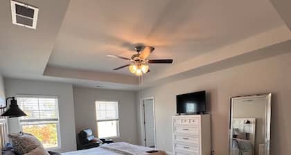 Modern 3BR + Office, 16 Miles from Augusta National – Masters Rental