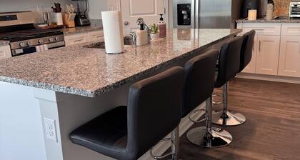 Modern 3BR + Office, 16 Miles from Augusta National – Masters Rental