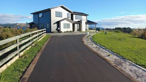 Shared Dormitory, 1 Bedroom, Smoking, City View | Exterior - Room-awesome Accomodation-palmerston Nor (Aokautere)
