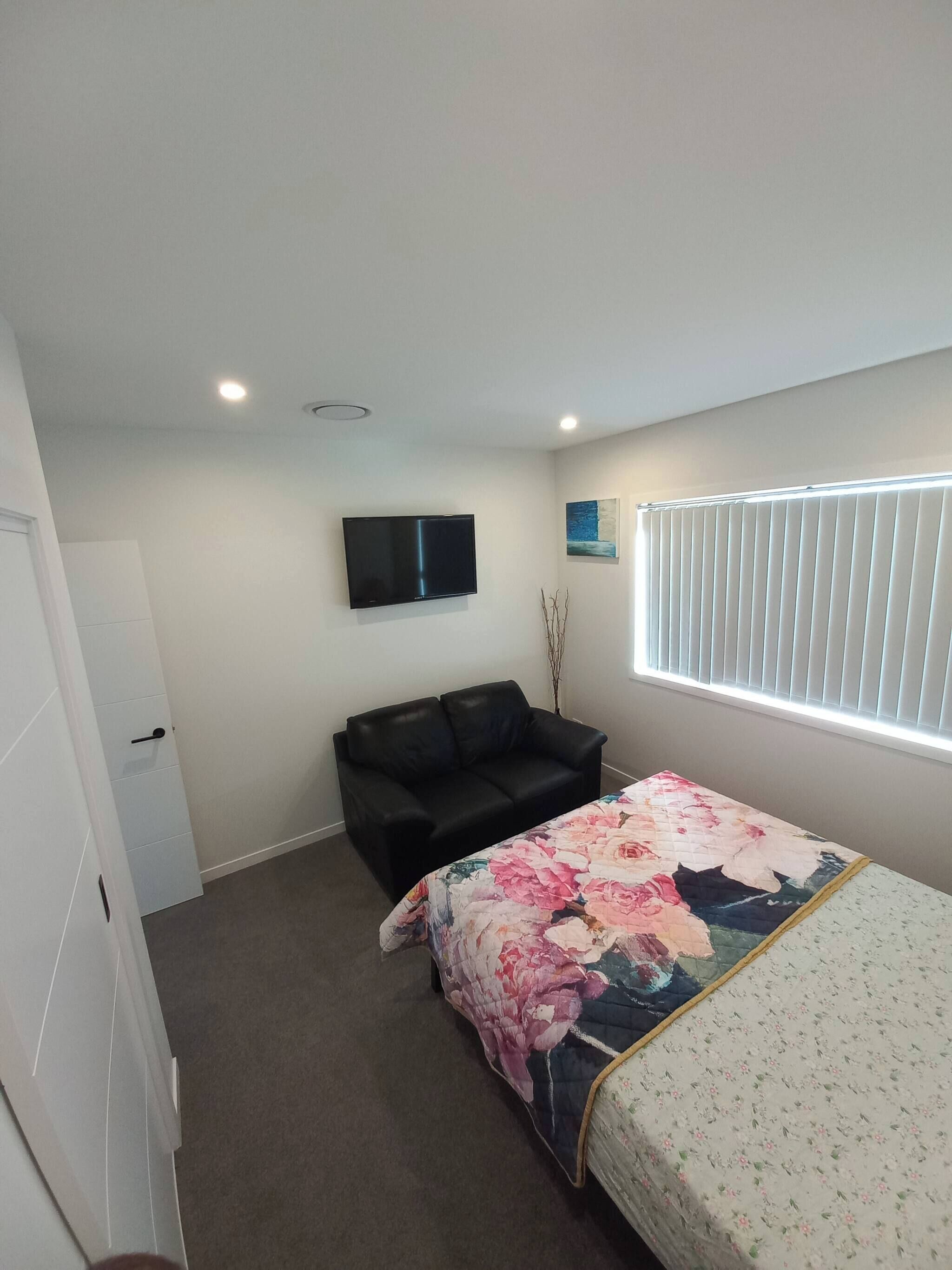 Shared Dormitory, 1 Bedroom, Smoking, City View | Room amenity