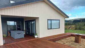 Dormitorio compartido, 1 habitación, fumadores, vistas a la ciudad | Terraza o patio