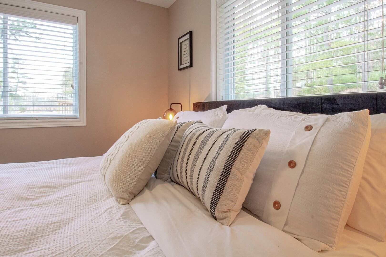 4 bedrooms, free WiFi, bed sheets