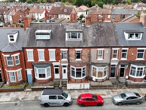 Exterior - Pass the Keys | 5-Bed Darlington | Great for Groups & Longer Stays (Darlington)