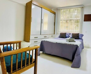 1 quarto, ferros/tábuas de passar roupa, Wi-Fi de cortesia