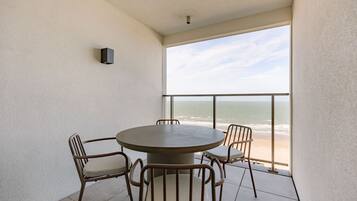 2 bedrooms, Internet