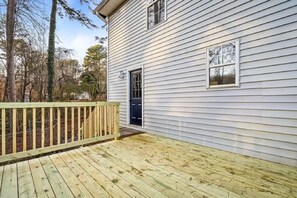 Terrace/patio - Cozy Seneca Getaway • Pet Friendly • Sleeps 7! (Seneca)