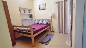 2 dormitorios, tabla de planchar con plancha, wifi y ropa de cama