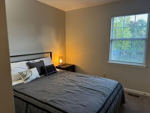 4 habitaciones, tabla de planchar con plancha y wifi gratis 