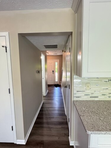 Classic 4-bedroom house exclusively with all necessary amenities in Fishers, IN