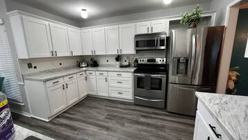 Microwave, oven, stovetop, dishwasher