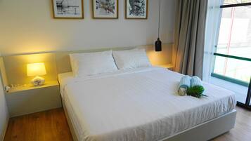 Bügeleisen/Bügelbrett, WLAN, Bettwäsche